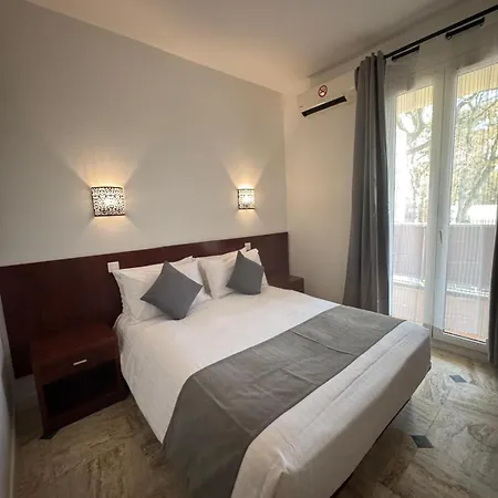 Parc - Proche Paris Nord & Cdg Aeroport - Parc Des Expositions Hotel 3*