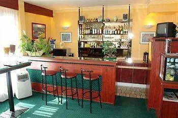 Du Parc Hotel Aulnay-sous-Bois
