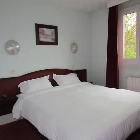 Du Parc Hotel Aulnay-sous-Bois